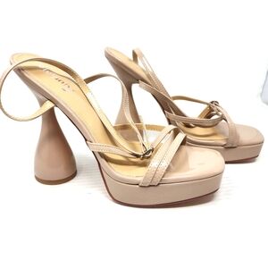 New Nude Strappy Heels Sculpted Heel Size 10‎